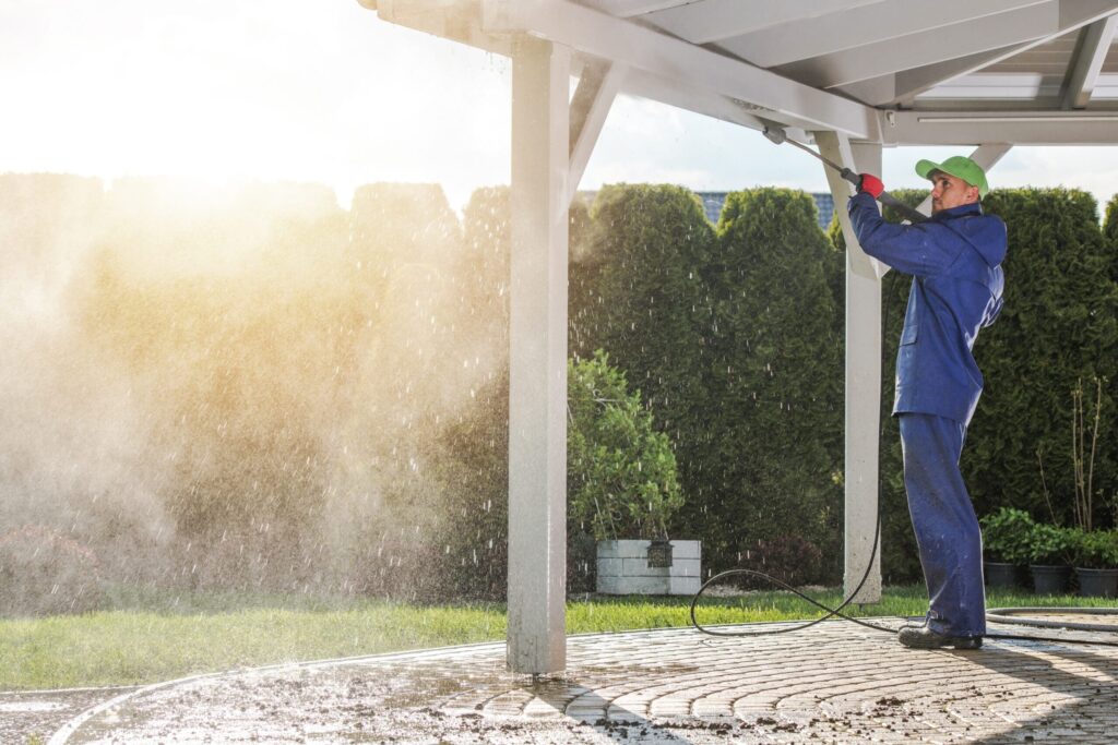 The Benefits of Professional Roof Cleaning in Johns Creek